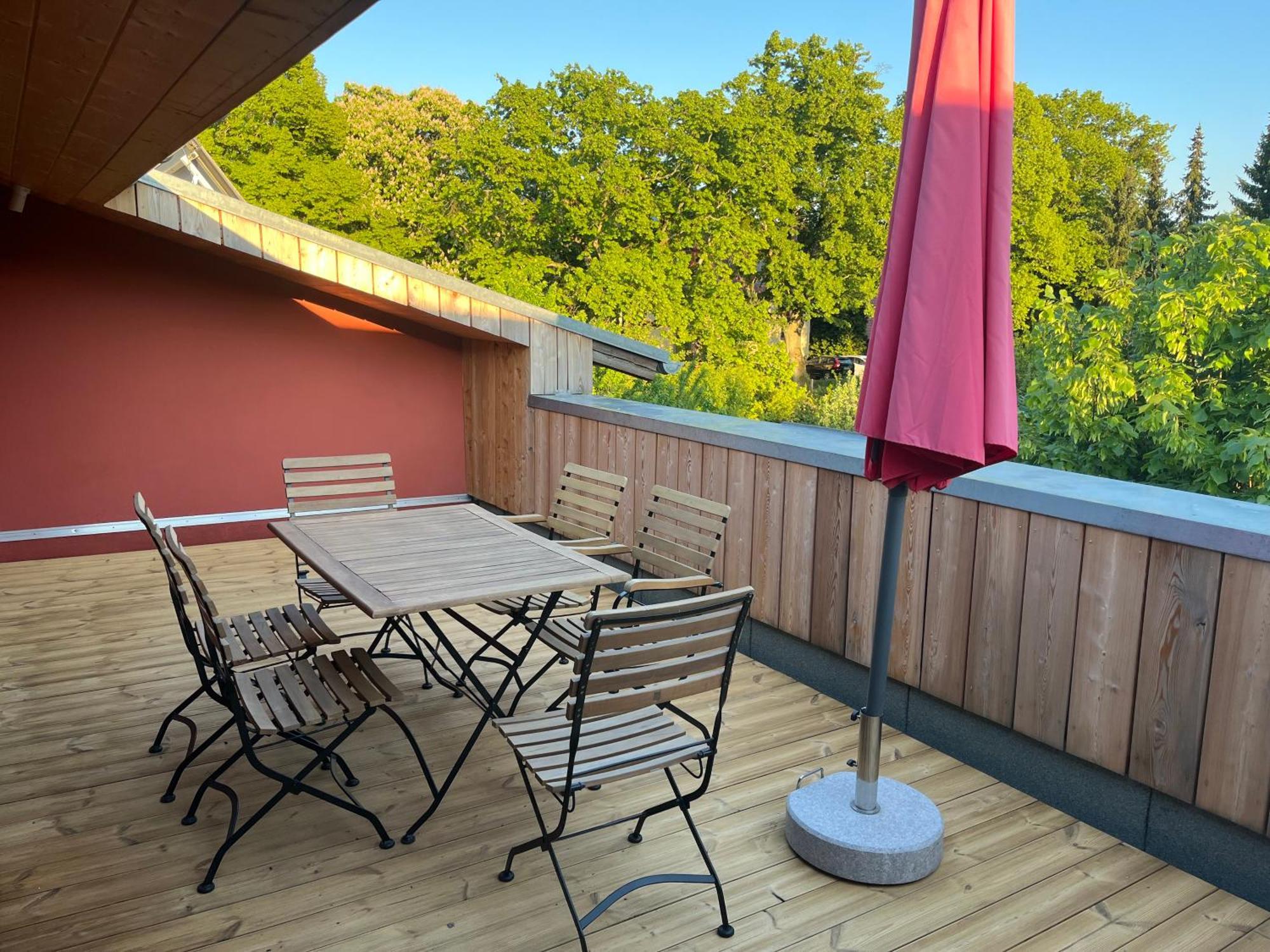 Grosse Wohnung Mit Loggia Templin Luaran gambar