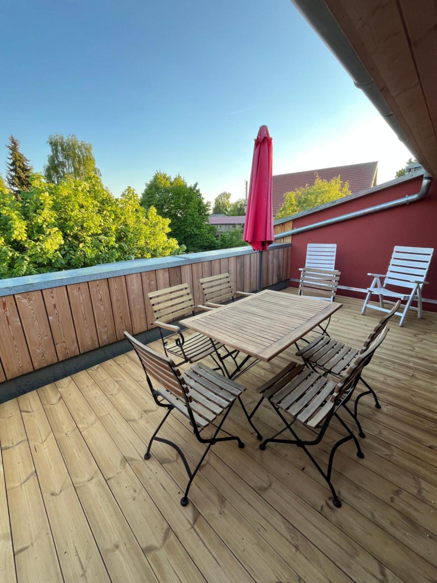 Grosse Wohnung Mit Loggia Templin Luaran gambar